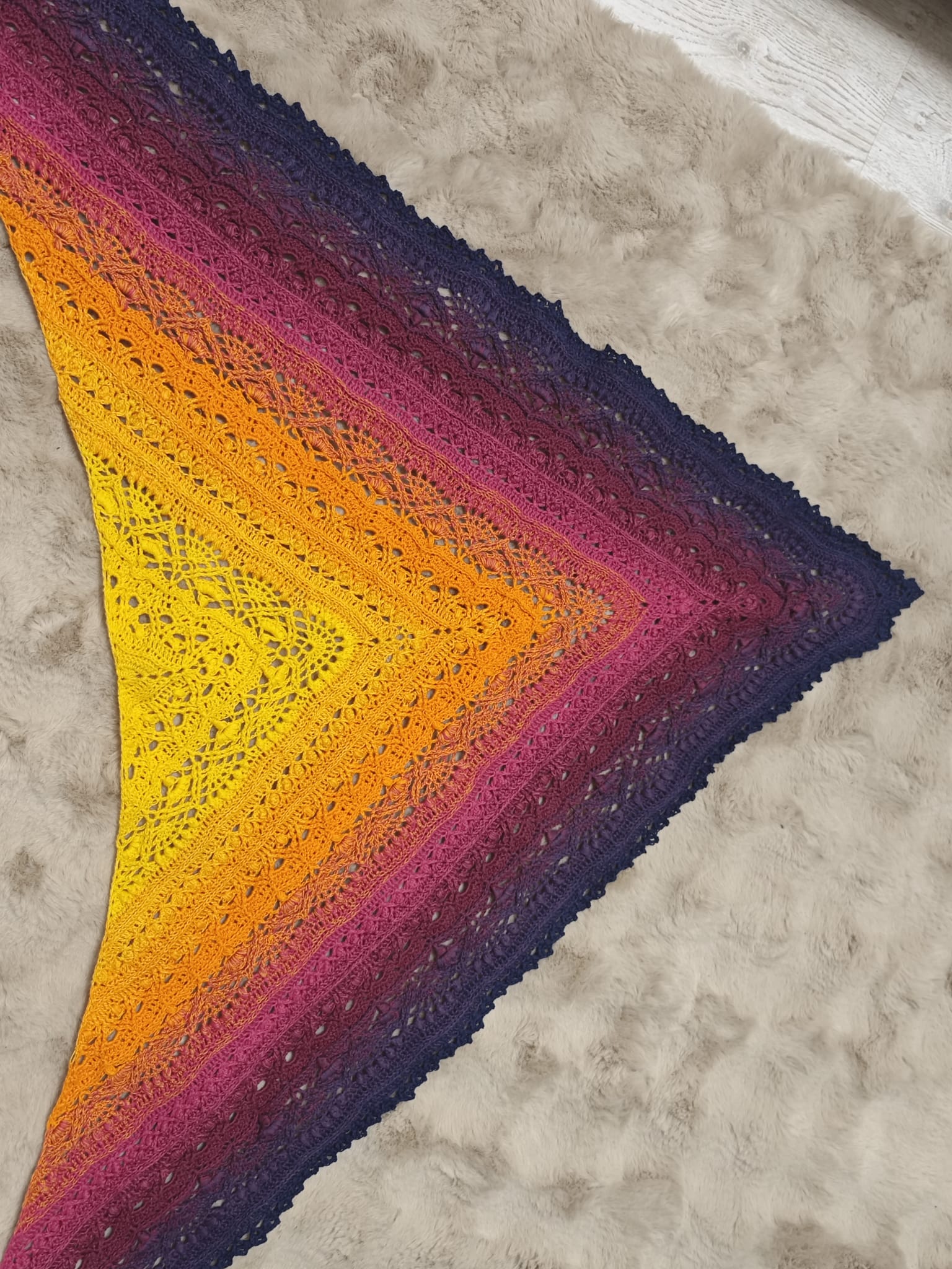 Chusta na szydełku wzór